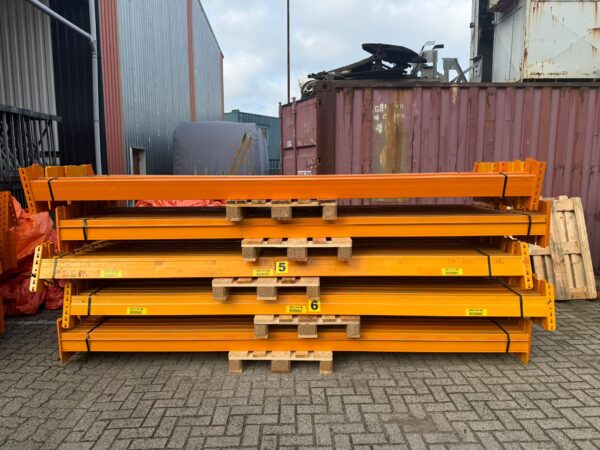 Nedcon palletstelling (Neusliggers) 6 haaks 3600mm x 150mm
