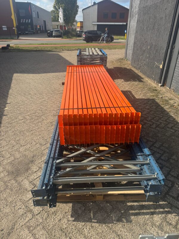 Voordeelpartij gebruikte Sperrin palletstelling 4000 x 1100 x 2700 - Afbeelding 3