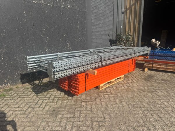 Voordeelpartij gebruikte AR T2 palletstelling 4000 x 1100 x 2700 - Afbeelding 3